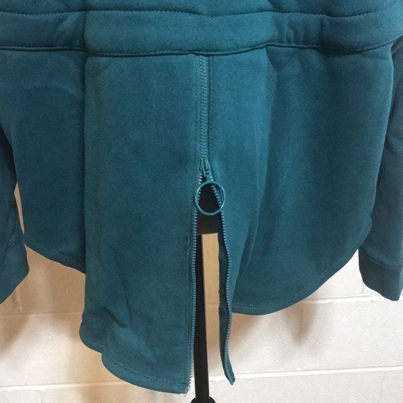 Knithaus Hooded Pullover - NWOT Lg. - Picture 8 of 9